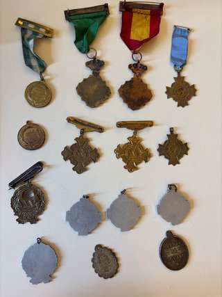 15 Medallas Escolares Antiguas Al Mérito