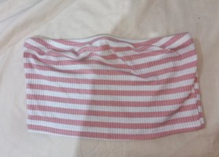 Top banda Shein rayas rosas y blancas Talla XS