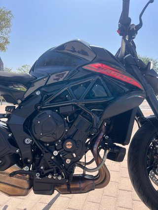 MV Agusta Brutale 800R 2025 Negra 2200km