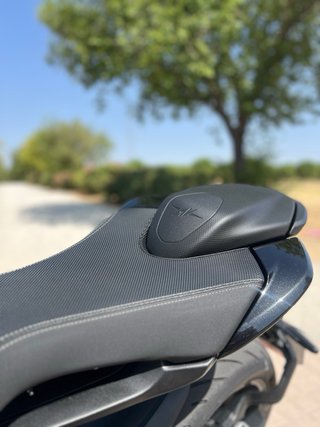 MV Agusta Brutale 800R 2025 Negra 2200km