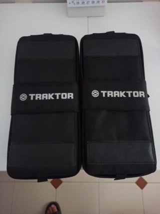 Traktor Kontrol Z1 y X1