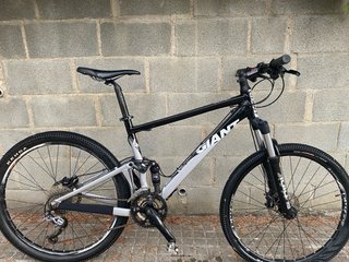 Bicicleta Giant Doble Suspensión