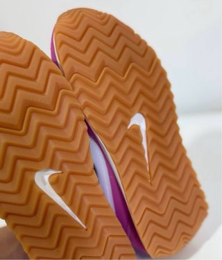 Nike fucsia y blanco
