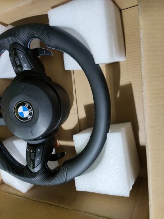 VOLANTE BMW M Deportivo Cuero Perforado