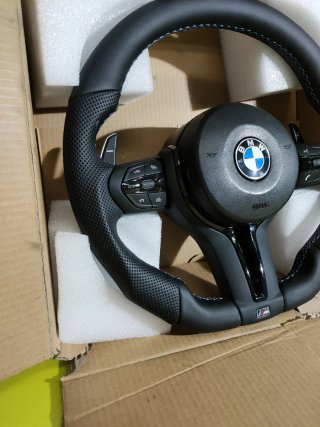 VOLANTE BMW M Deportivo Cuero Perforado