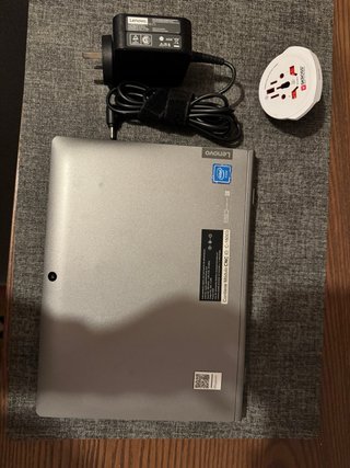 Lenovo IdeaPad D330 10” 2 en 1 táctil + teclado