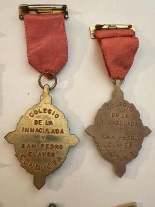11 Medallas Escolares Antiguas