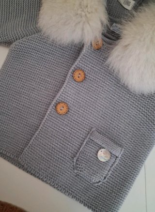 Trenka Pangasa Gris Talla 9 Meses