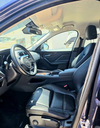Jaguar F-Pace 2016