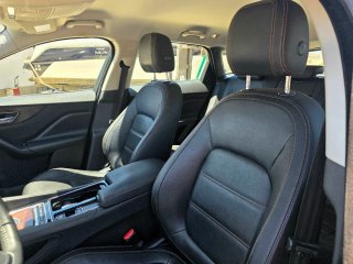 Jaguar F-Pace 2016