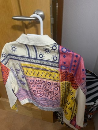 Cazadora Desigual Beige Multicolor