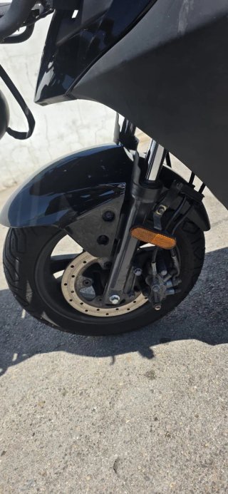 Kymco Agility Carry 125cc Negra