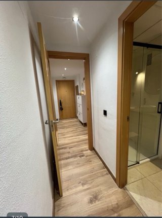 MONTADOR Servicios de carpintería  , puertas