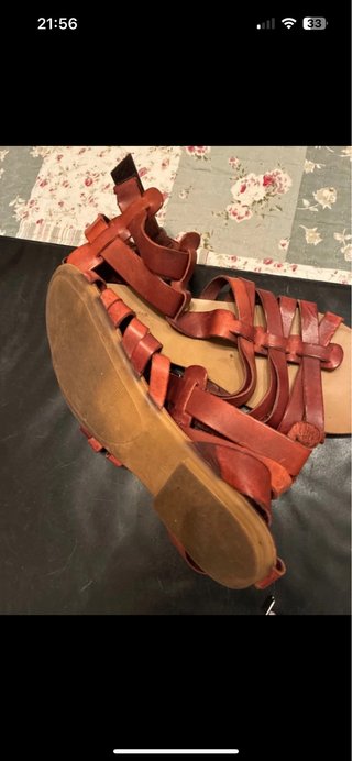 Sandalias de piel marrón talla 40