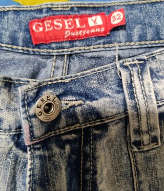 Pantalones vaqueros pirata GESEl