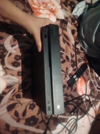 Xbox One X Negra