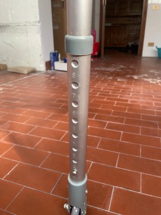 Deambulatore Anziani con Ruote