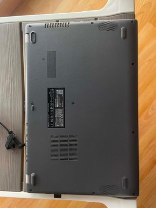 ASUS VivoBook 15 X515EA-BQ1226W Plata
