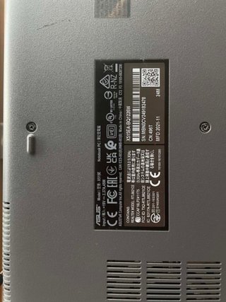 ASUS VivoBook 15 X515EA-BQ1226W Plata
