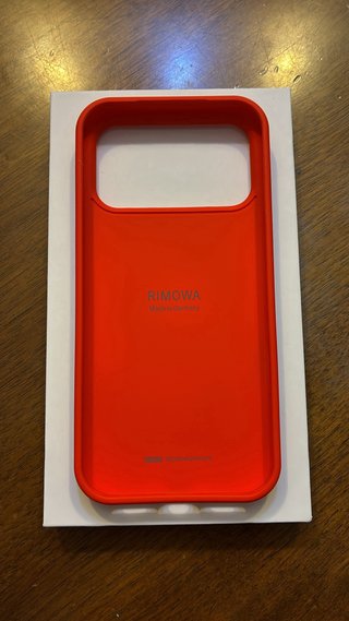 Capa para celular RIMOWA Vermelha 17 PRO MAX