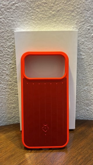 Capa para celular RIMOWA Vermelha 17 PRO MAX