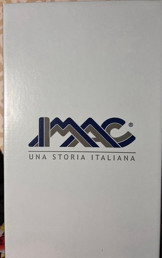 Zapatos muy cómodos y multicolor de suela amarilla