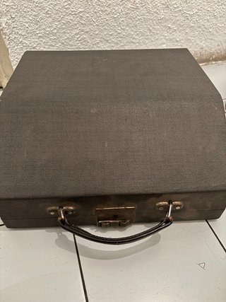 Máquina de escribir Hispano Olivetti Studio 46