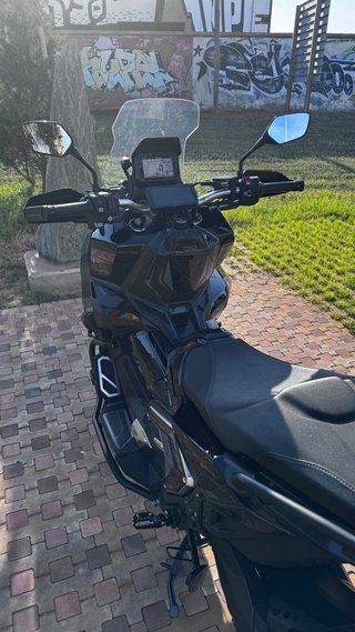 Honda XADV 750 2021 Negra