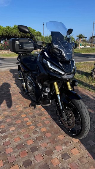 Honda XADV 750 2021 Negra