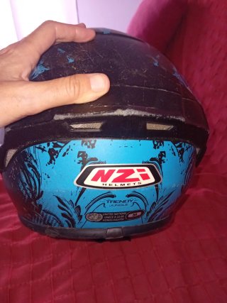 Casco NZI
