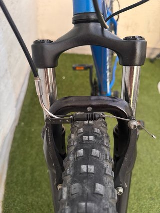 Bicicleta de Montaña Azul INDUR 27,5’’