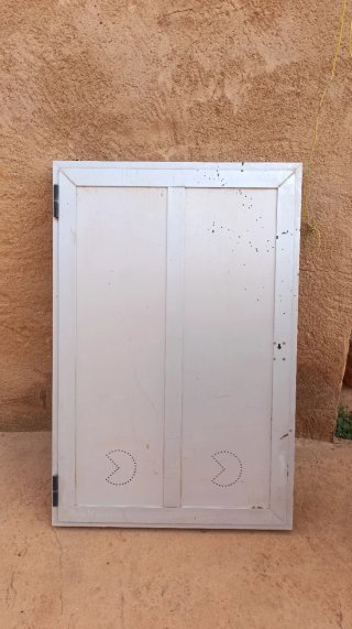 Puerta contador luz aluminio