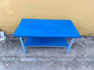 Mesa de trabajo o exterior azul