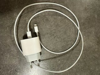 Cargador Apple iPhone Blanco