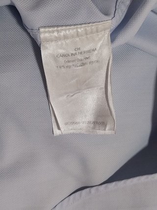 Camisa azul celeste Carolina Herrera talla M