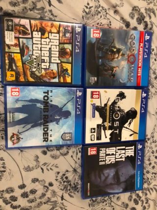 Pack 5 Videojuegos PS4 (Grand Theft Auto V, God of