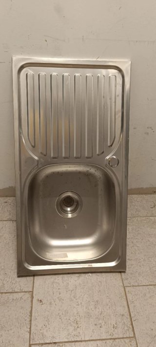 Fregadero de cocina de metal
