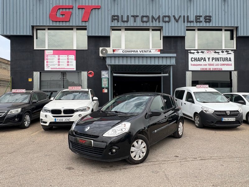 Renault Clio 2012 - foto 1