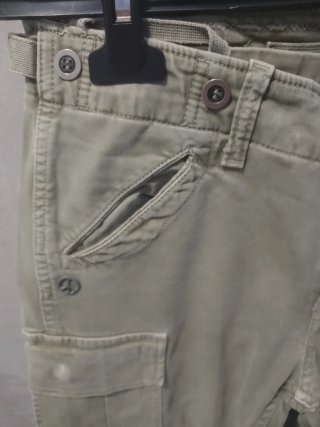Pantaloni cargo verdi