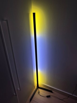 Lámpara Esquina RGB LED App Control Música
