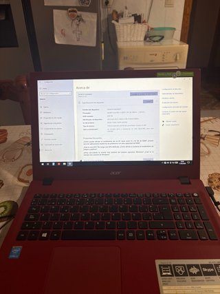 ACER ASPIRE E5-573 ROJO | SSD 480 GB | 8 GB RAM