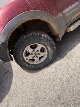 Mitsubishi Montero 2003