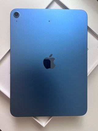 iPad A16 256GB + Magic Keyboard + Apple Pencil