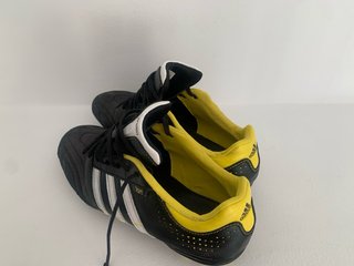 Botas de fútbol Adidas 11pro