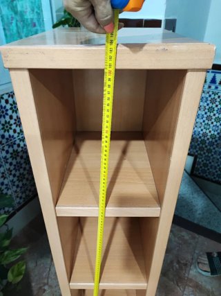 Estantería de madera