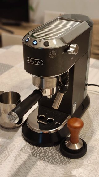 Cafetera DeLonghi Dedica Express