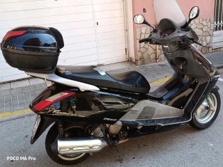 Honda Pantheon 150 Scooter Negra