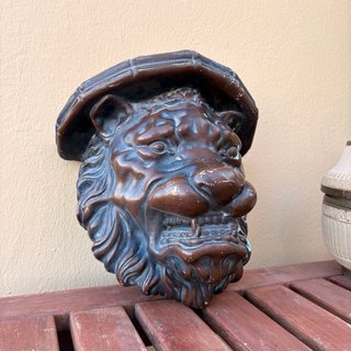 Cornucopia Barro Vintage Cabeza León