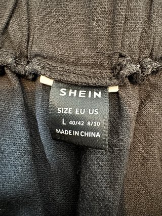 Pantalón corto “Shein”