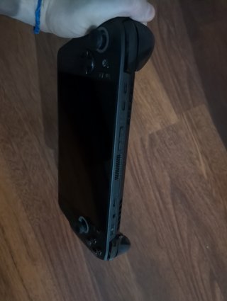 Consola Asus Rog Ally X + Funda + Conector